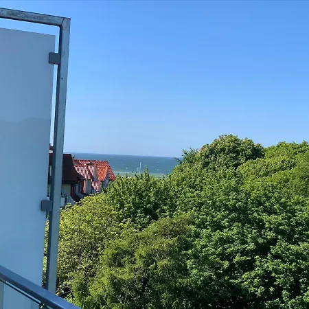 Nadmorskie Tarasy A302 公寓