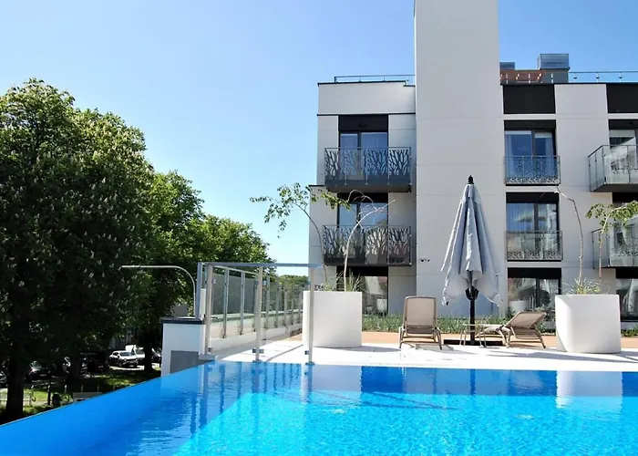 公寓 Nadmorskie Tarasy A302 科沃布热格